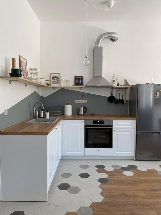 Atelier 26 Apartamento Varna Exterior foto